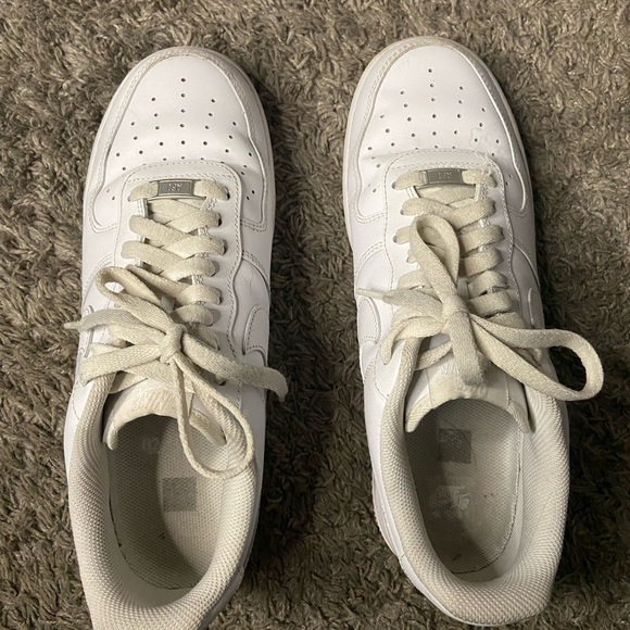 DC Men's White Sneakers - Picture 1 of 3